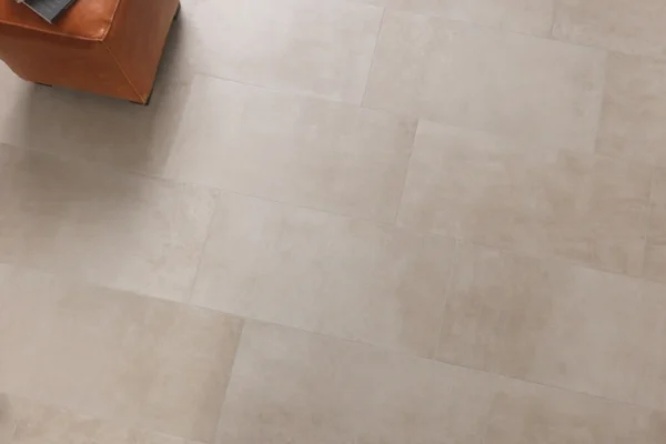 129459_1-01076005_Neos_Taupe_Ortt_30x60,9_sfeer