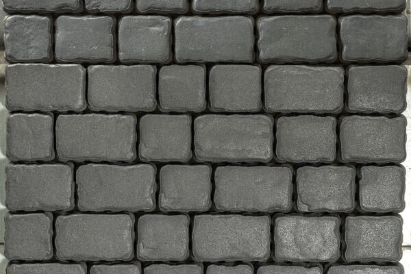 Courtsone_basalt