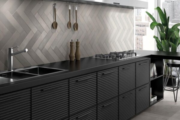 azulejos-detroit-grey-1320x700