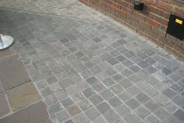 hardstone_kandla_grey_cobbles_100x100 hardstone_kandla_grey_cobbles_100x100